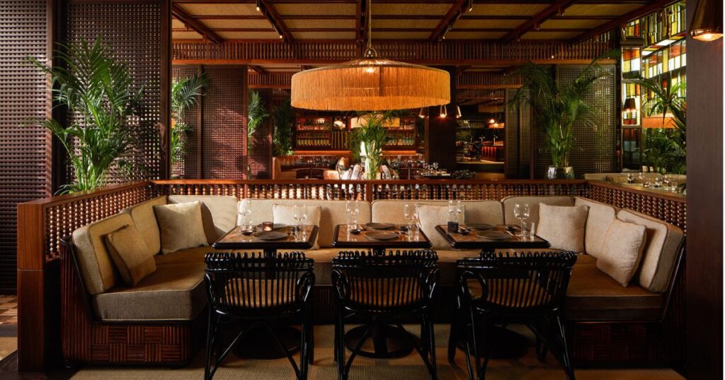 Mimi Kakushi tables, Dubai Jumeirah 2
