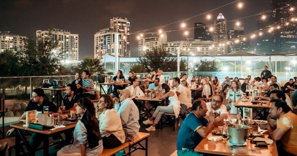 Top golf Dubai full bar