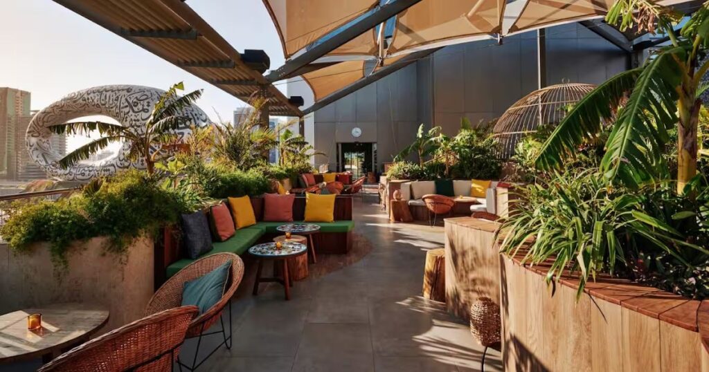 Monkey Bar Dubai, 25hours Hotel