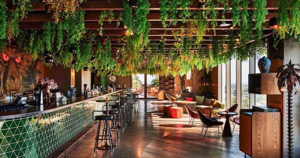 Monkey Bar Dubai, 25hours Hotel