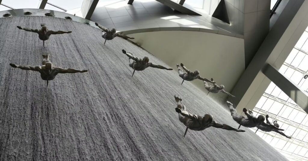 Dubai Mall Waterfall